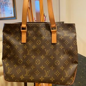 *Like NEW* authentic LOUIS VUITTON Tote